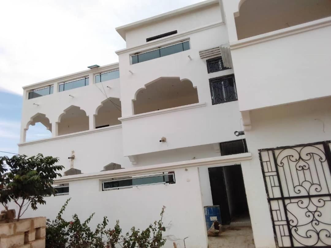 La Baraka, Extravagant Villa For 8 With Pool In Saly Gandigal المظهر الخارجي الصورة